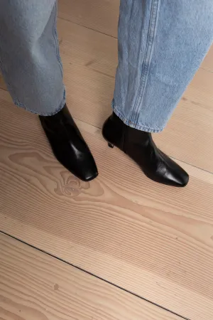 Octavia Leather Boots