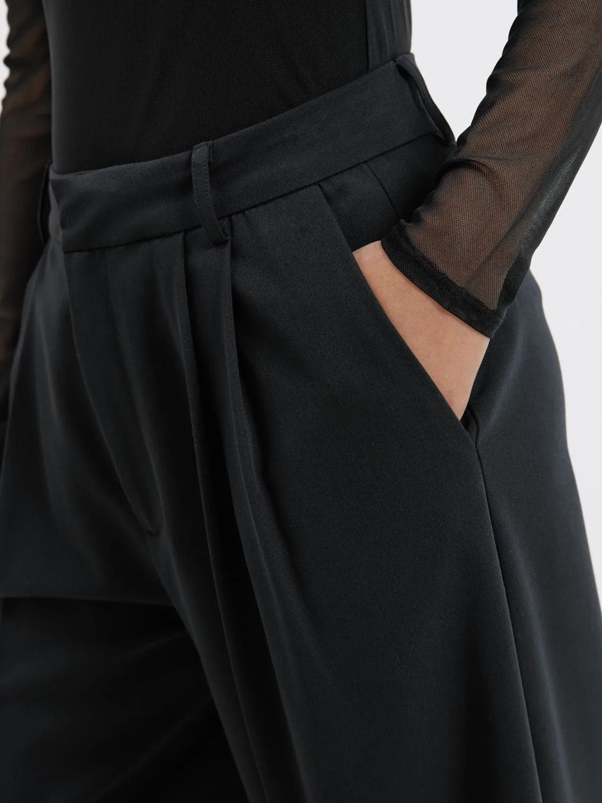 Tailored Pleat Trousers - Black